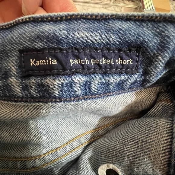 Citizens of Humanity Shorts Kamila Patch Pockets in excellent condition size 25 - Picture 7 of 9